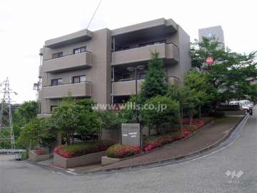 サーパス西宮塩瀬参番館の外観（北側から）