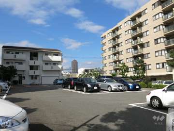 敷地内駐車場（屋外平面式）