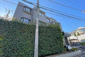 パークハウス三軒茶屋の外観（南東側から）