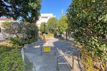 近隣にある公園