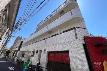 ライオンズマンション三軒茶屋第7の外観（北東側から）