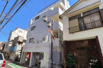 ライオンズマンション三軒茶屋第7の外観（北西側から）