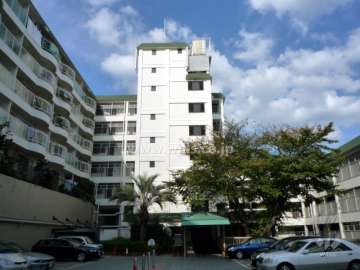 コボリマンション夙川老松台Ｃ棟の外観（南側から）