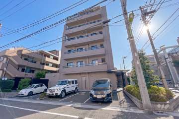 ウエリス代沢の外観（北西側から）