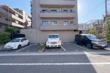 敷地内駐車場（屋外平面式）
