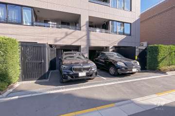 敷地内駐車場（屋外平面式）
