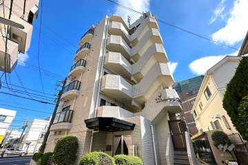 フロント新代田の外観（北西側から）