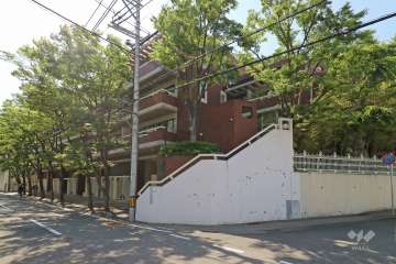 苦楽園ガーデンズの外観（南東側から）