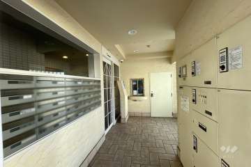 集合ポストと宅配ボックス　