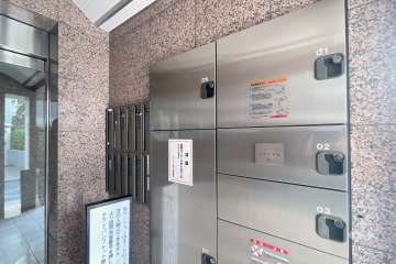 共用ポストと宅配ボックス