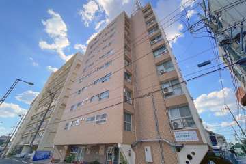 信誠コーポの外観（北東側から）