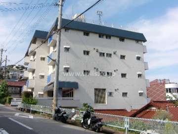 甲陽マンションの外観（西側から）