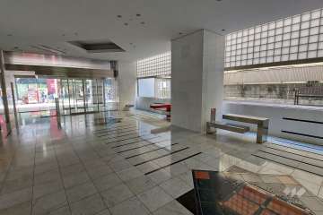 エントランスホール