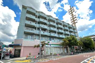 ステーションプラザ代田橋の外観（北西側から）