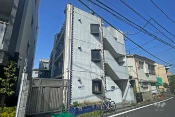 メゾン・ド・コライユの外観（南西側から）