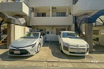 敷地内駐車場（屋外平面式）