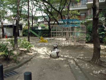 敷地に隣接する公園