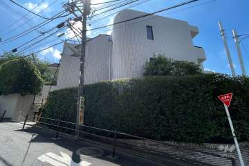 パレ駒場の外観（北西側から）