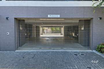 駐車場出入口（リングシャッター付き）