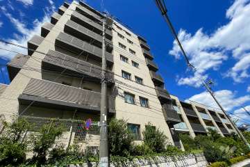 ジオ上野毛の外観（南西側から）