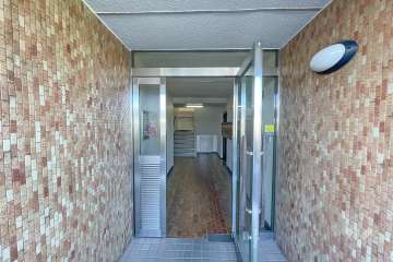 住戸へのアプローチ