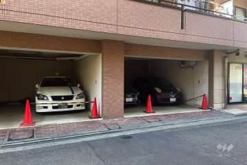 敷地内駐車場（屋内平面式）