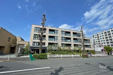 パークホームズ等々力八丁目の外観（南東側から）