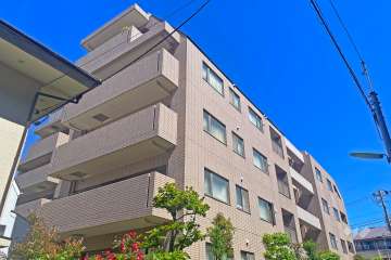 クレッセント尾山台レジデンスの外観（南東側から）
