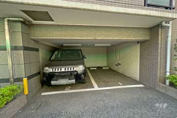 敷地内駐車場（屋内平面式）