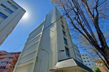 千歳マンションの外観（北東側から）