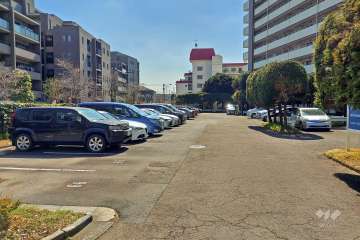 敷地内駐車場（屋外平面式）