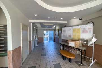 エントランスホール　