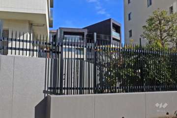 グローリオ蘆花公園ヴィラＤ棟の外観（西側から）