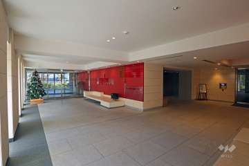 エントランス内