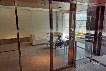 エントランスホール