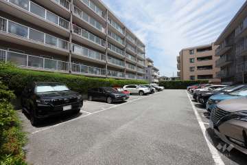 敷地内駐車場（屋外平面式）