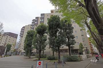 グローリオ蘆花公園テラス棟の外観（北東側から）