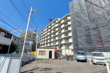 レインボー烏山の外観(南東側から)１