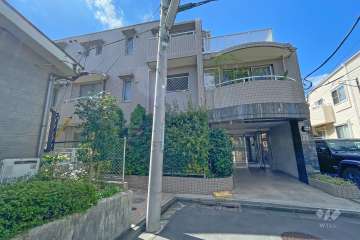 グリーンハイム梅ヶ丘２の外観（東側から）