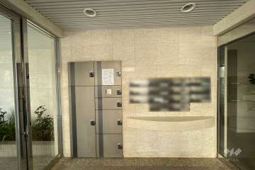 共用ポストと宅配ボックス　