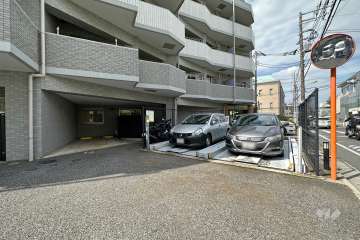 敷地内駐車場（屋外機械式）
