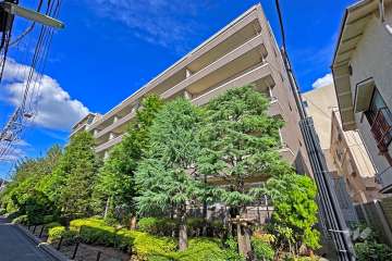 パークホームズエアリーコート蘆花公園の外観（南西側から）