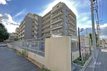 パークホームズエアリーコート蘆花公園の外観（北東側から）