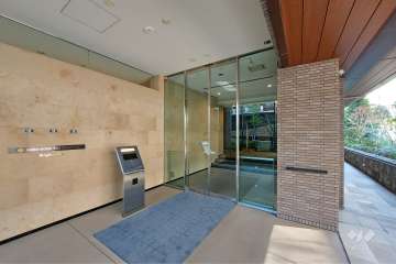 エントランス（南側棟）