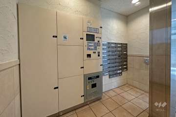 宅配ボックスと共用ポスト