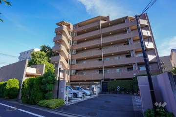 上北沢南パークホームズの外観（北西側から）