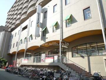 地下1階～2階には『ダイエーグルメシティ　夙川店』など店舗が入っています。