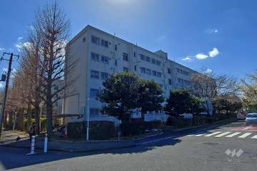 烏山北住宅１５号棟外観(北東側から)