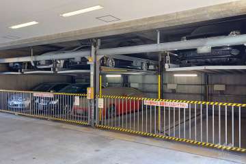 敷地内駐車場(屋内機械式)