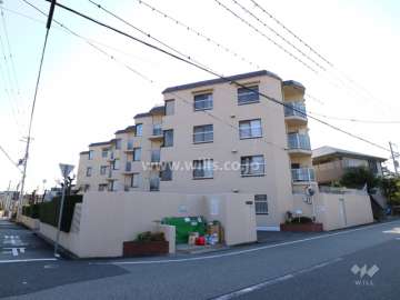 夙川パークハイムの外観（北東側から）